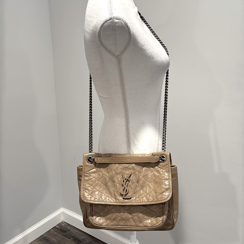 YSL Saint Laurent NIKI Medium Chain Flap Bag Matelasse Neutral Leather Handbag - Picture 4 of 16